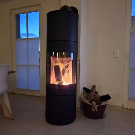 Modernes Reetdach-Ostseeferienhaus Bella Mare, Insel Usedom Mit Sauna, Kamin & Sonnenterrasse Zirchow Kültér fotó