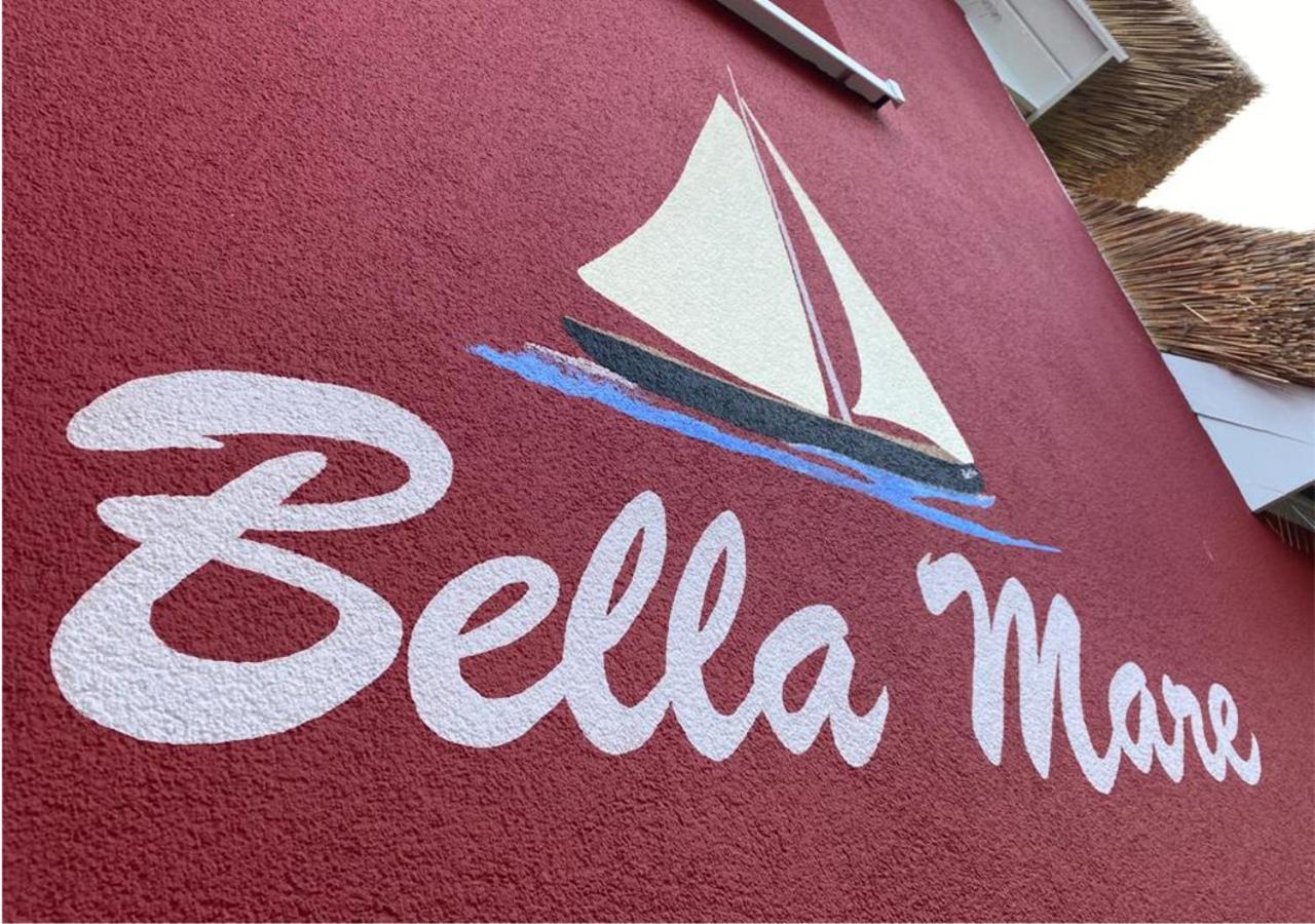 Modernes Reetdach-Ostseeferienhaus Bella Mare, Insel Usedom Mit Sauna, Kamin & Sonnenterrasse Zirchow Kültér fotó