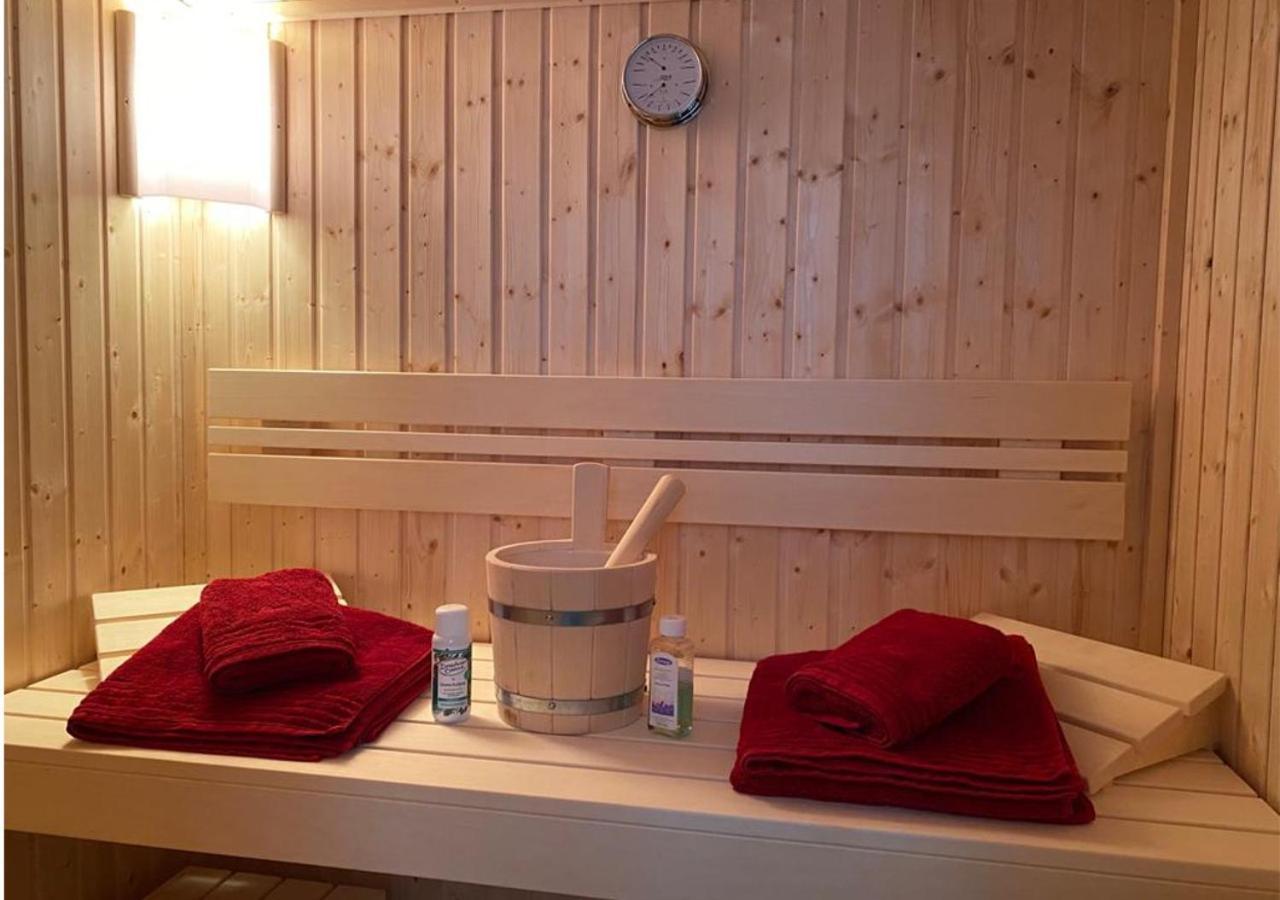 Modernes Reetdach-Ostseeferienhaus Bella Mare, Insel Usedom Mit Sauna, Kamin & Sonnenterrasse Zirchow Kültér fotó