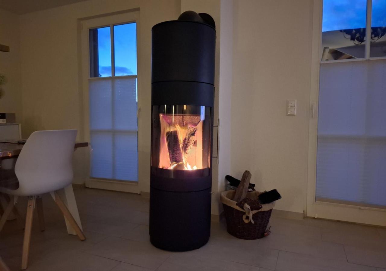 Modernes Reetdach-Ostseeferienhaus Bella Mare, Insel Usedom Mit Sauna, Kamin & Sonnenterrasse Zirchow Kültér fotó